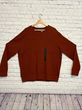 Men's Rust Crewneck Sweater - Classic Knit NWT